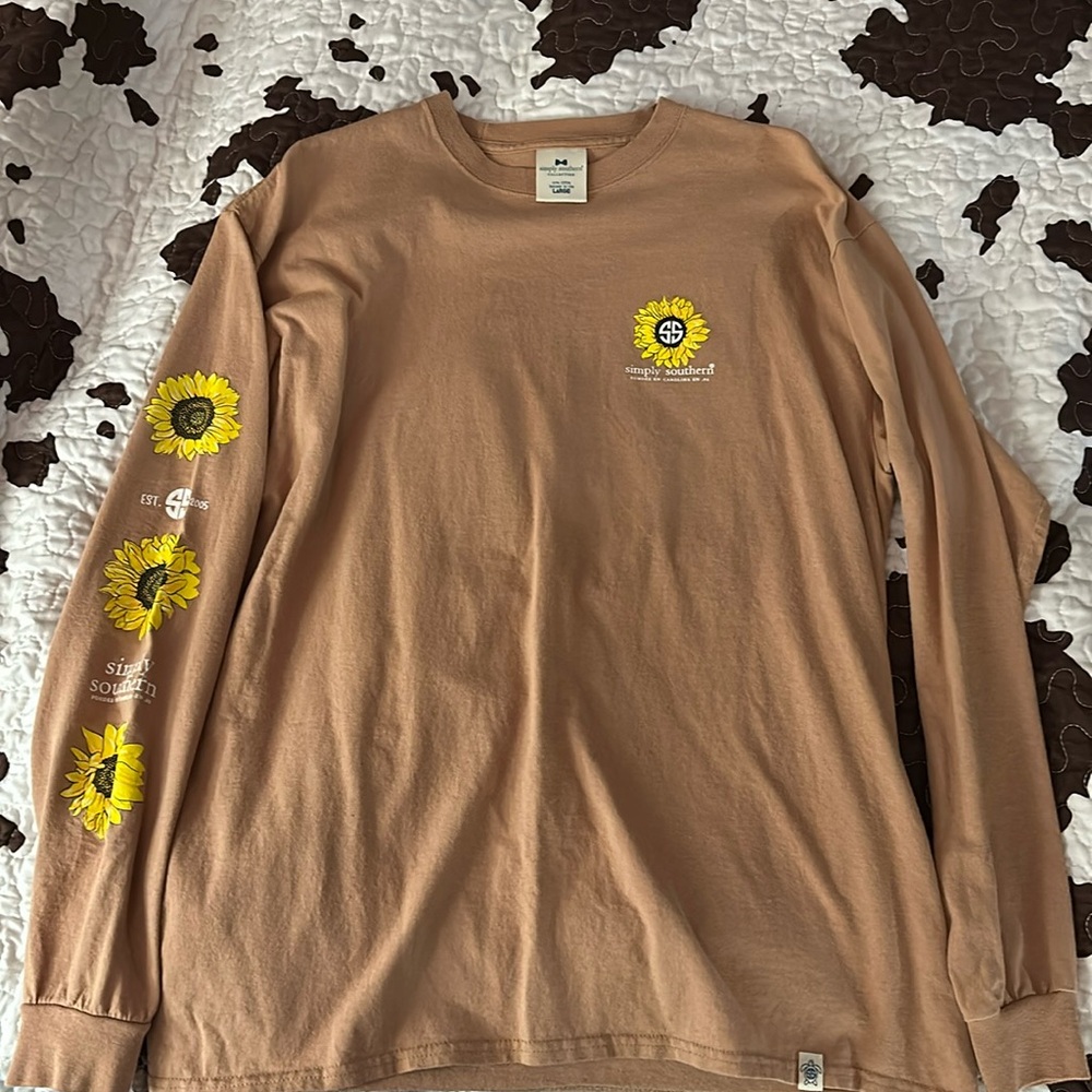 EUC simply southern long sleeve size L